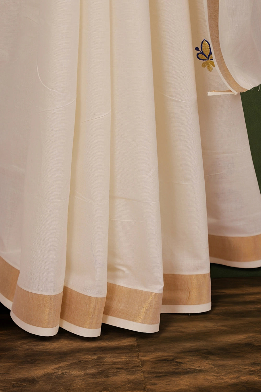 Off White Cotton Kerala Saree - Seematti