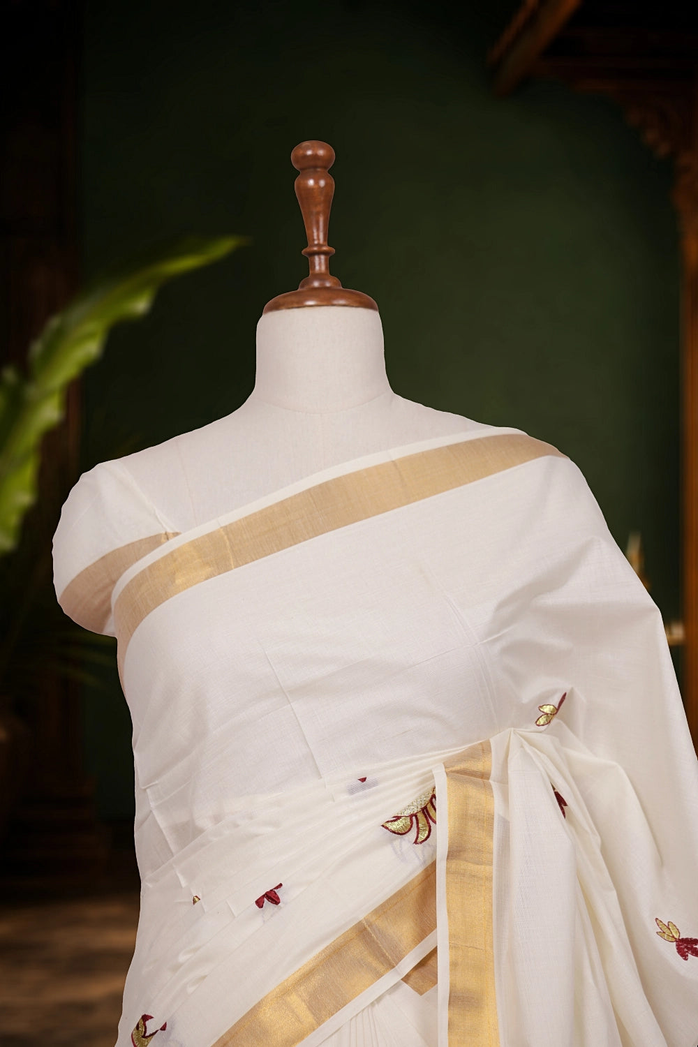 Off White Cotton Kerala Saree - Seematti