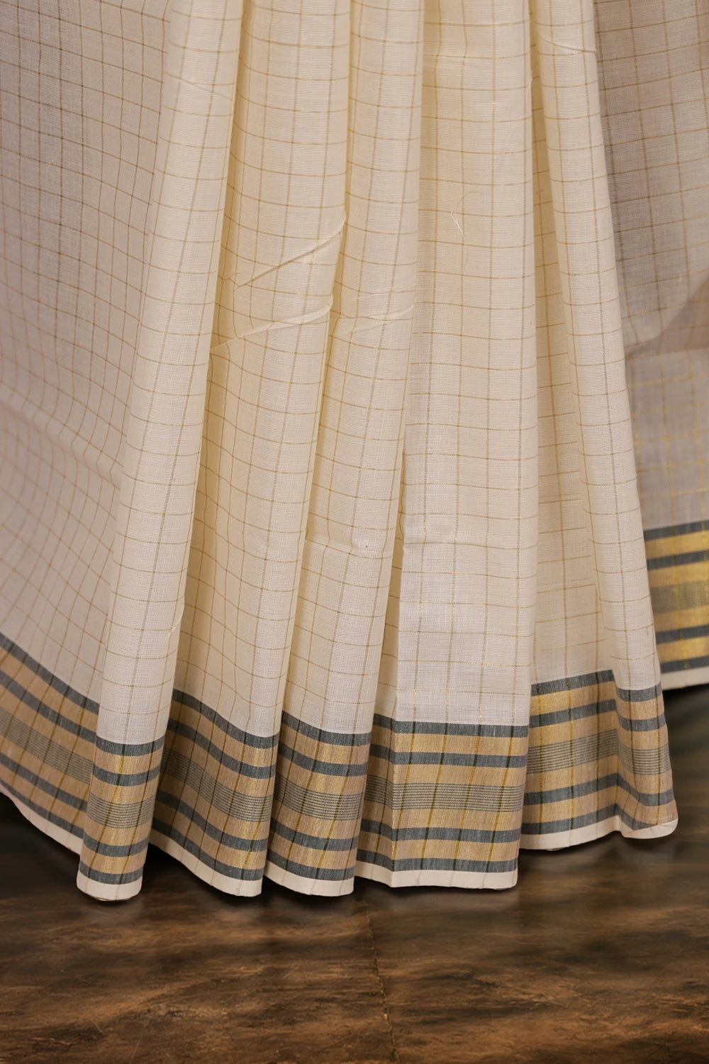 Off White Cotton Kerala Saree - Seematti