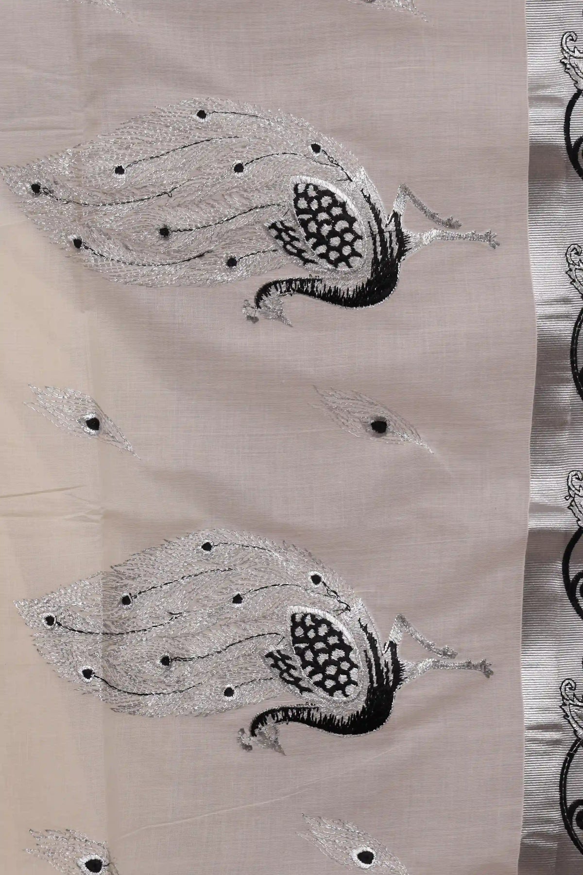 Off White Cotton Kerala Saree - Seematti