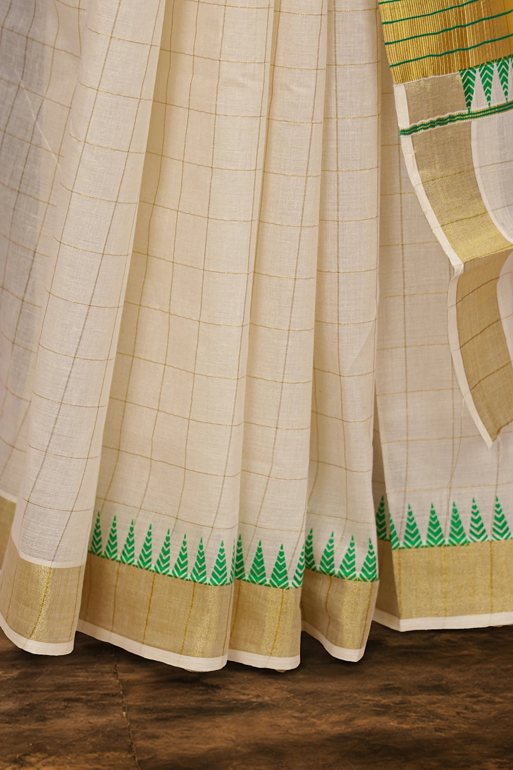Off White Cotton Kerala Saree - Seematti