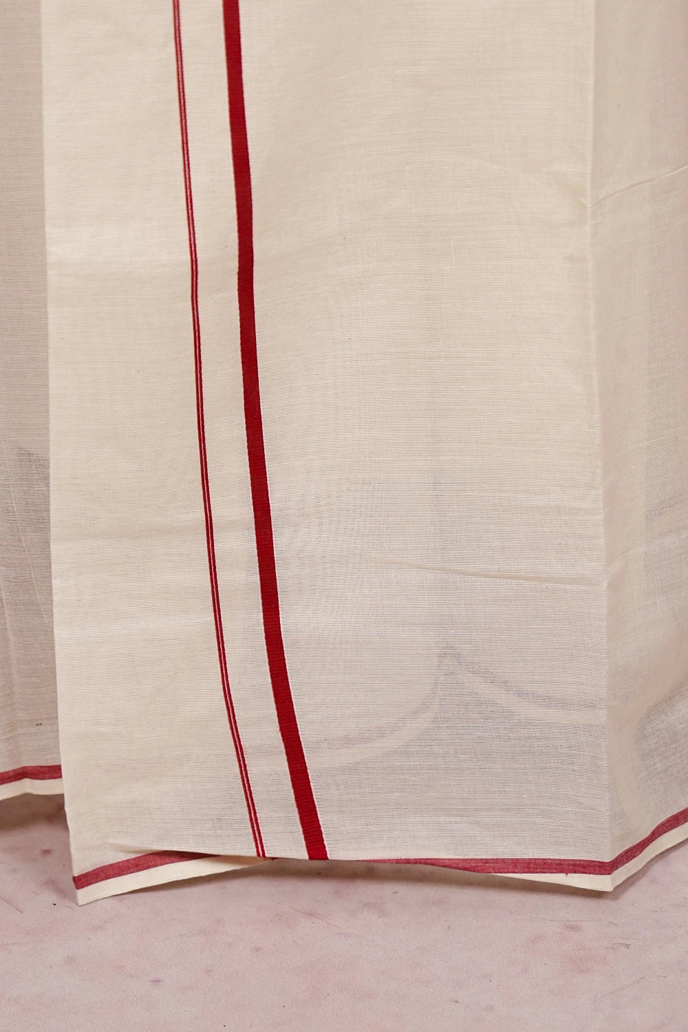 Off White Cotton Kerala Set Mundu With Puliyilakkara Border - Seematti
