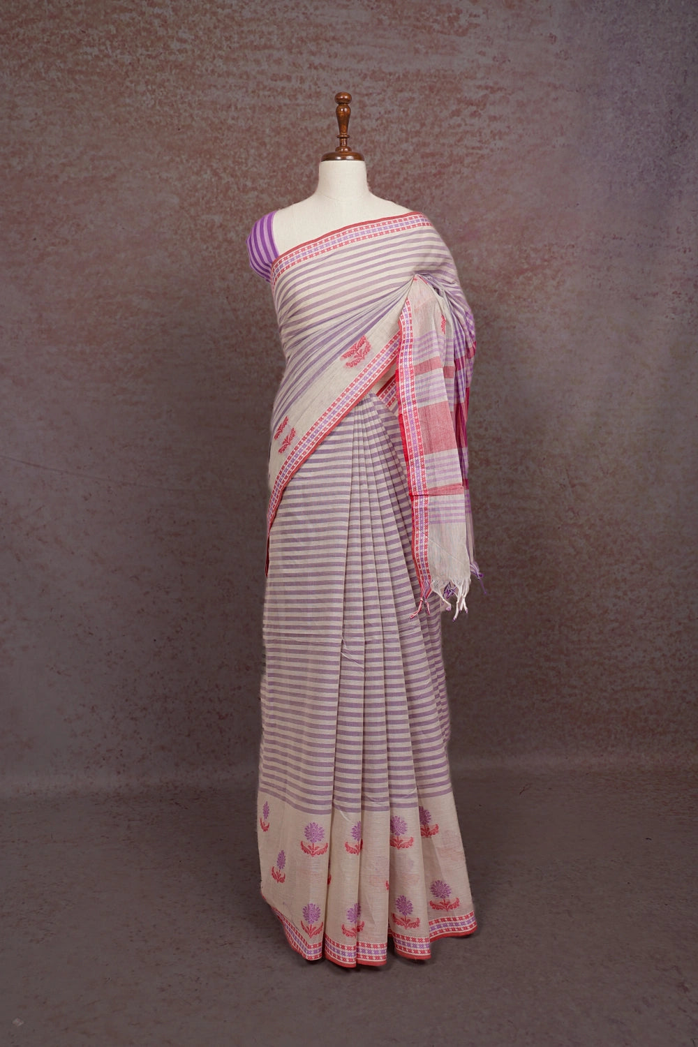 Off White Cotton Saree - Seematti