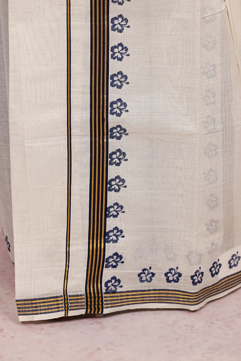 Off White Cotton Set Mundu - Seematti