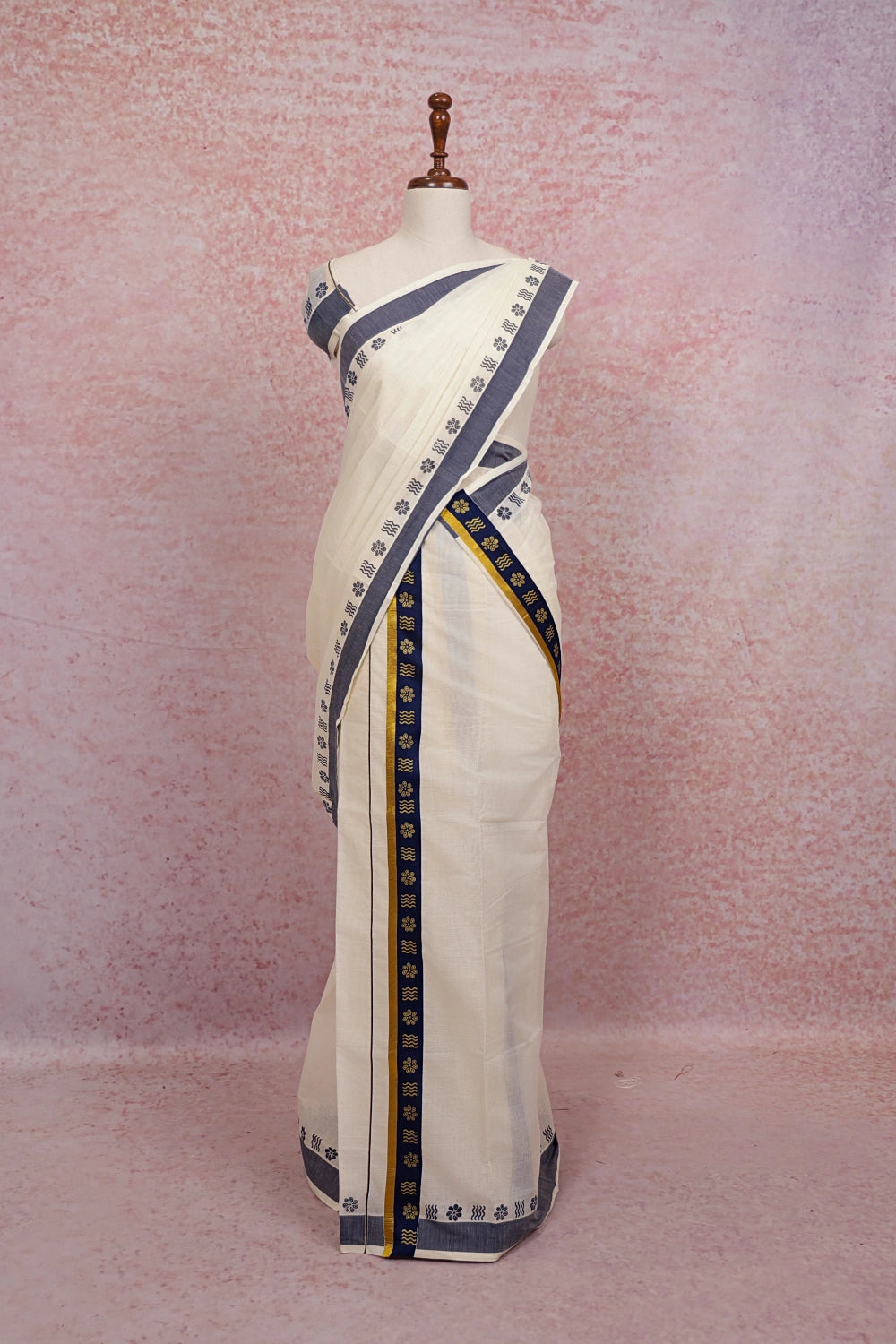 Off White Cotton Set Mundu - Seematti