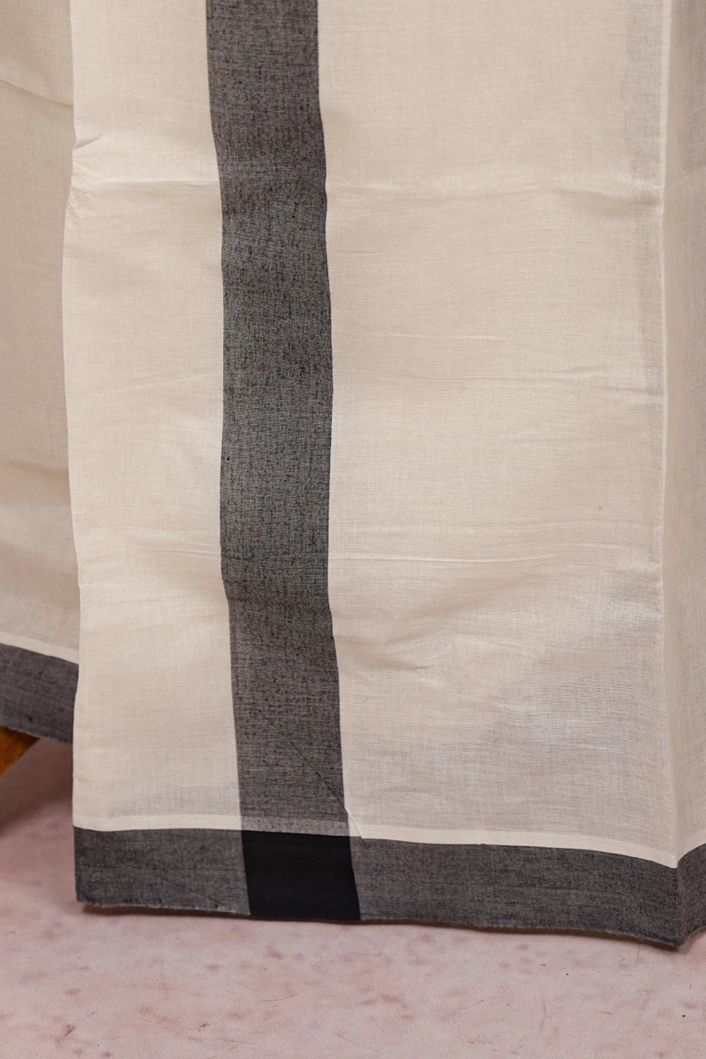 Off White Cotton Set Mundu - Seematti