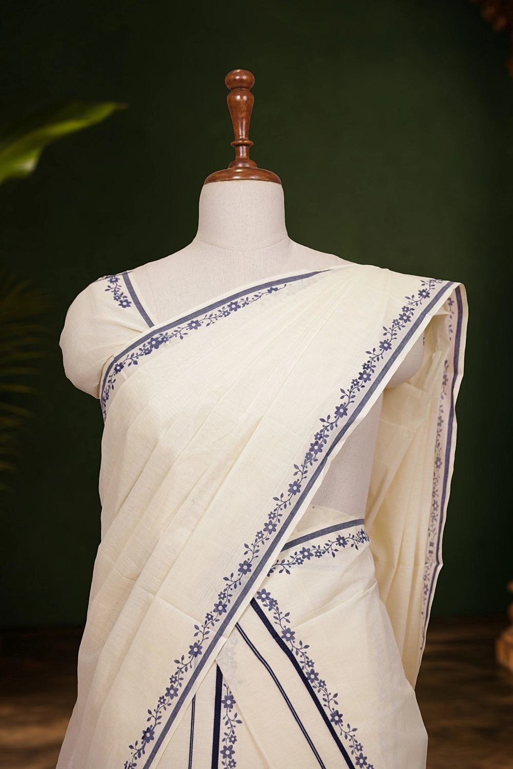 Off White Cotton Set Mundu - Seematti