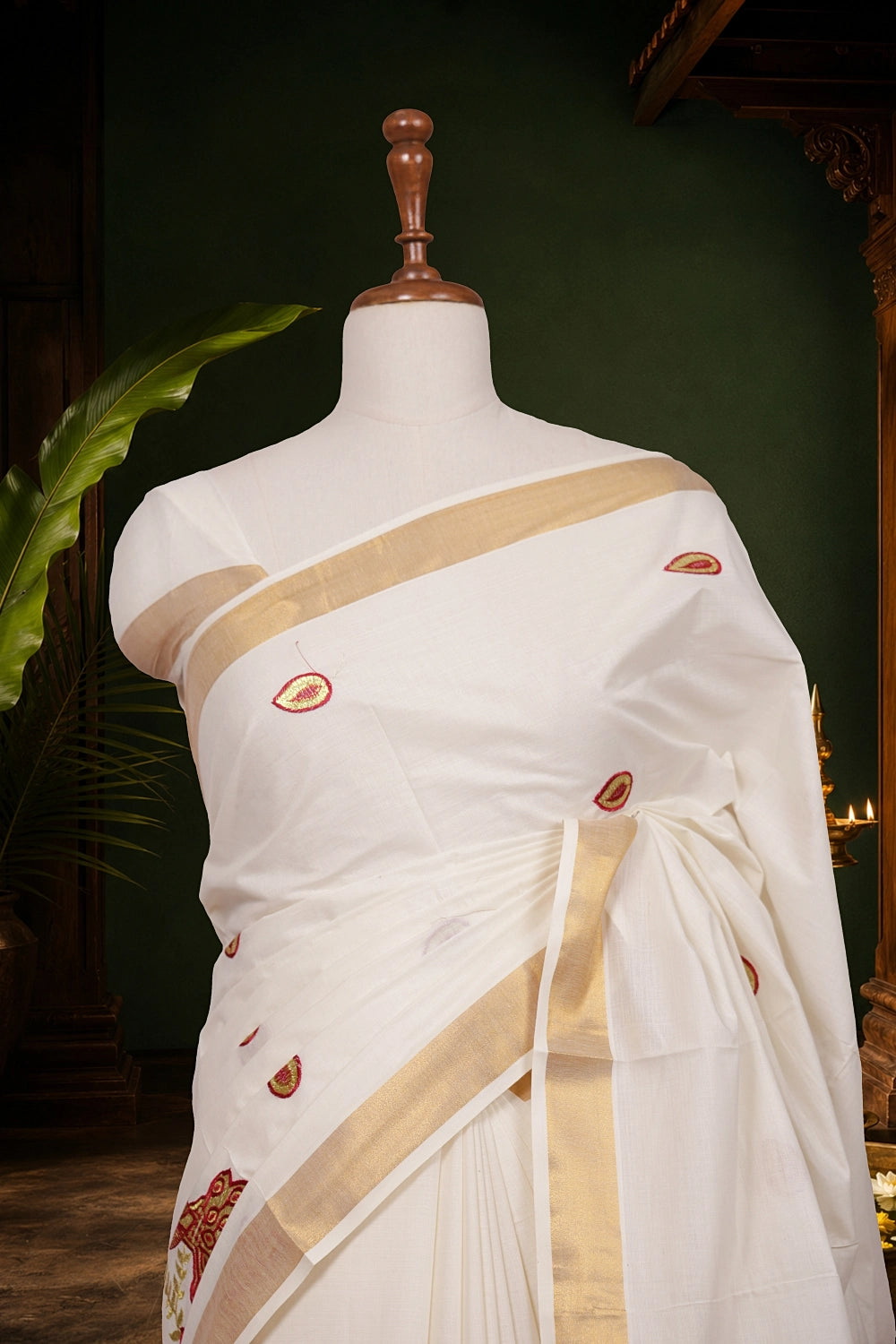 Off White Cotton Zari And Thread Work Kerala Saree With Golden Border - Seematti