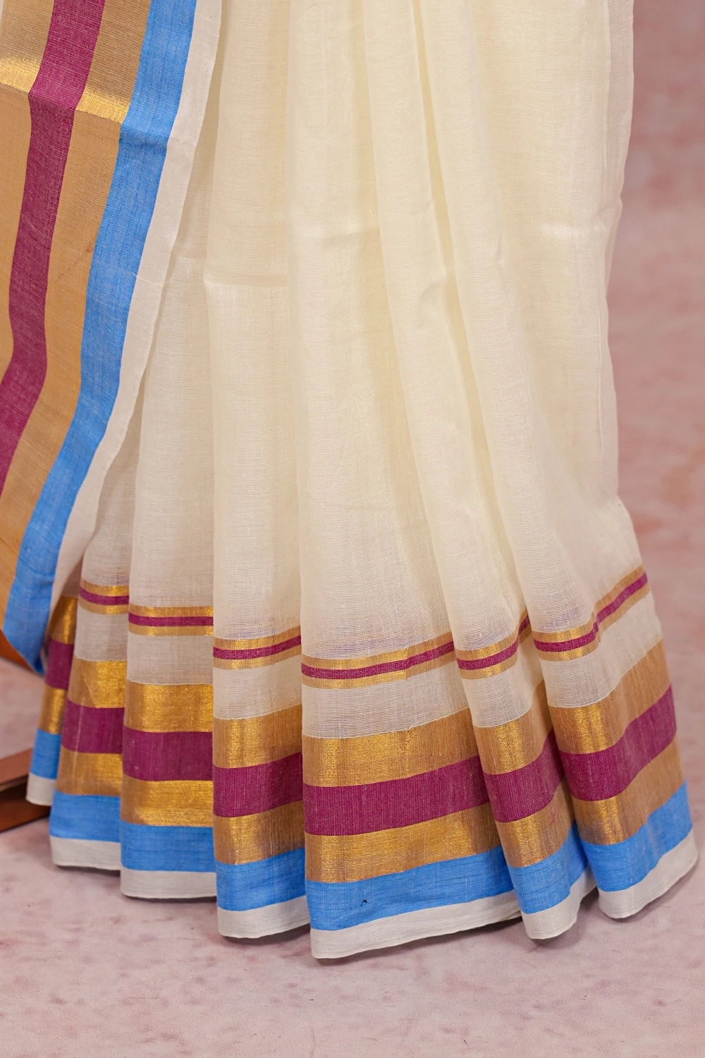 Off White Mul Cotton Kerala Saree - Seematti