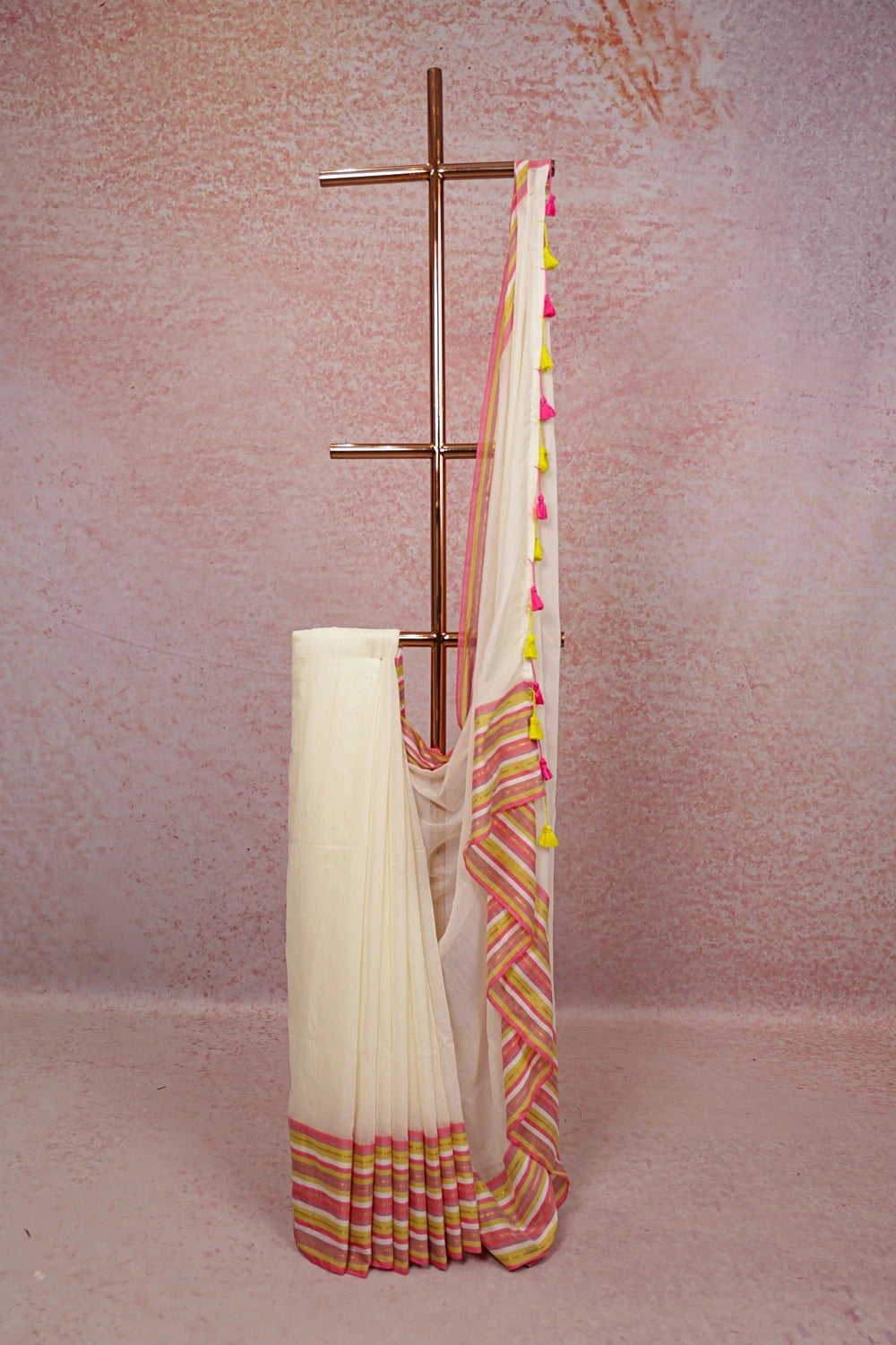 Off White Mul Cotton Kerala Saree - Seematti