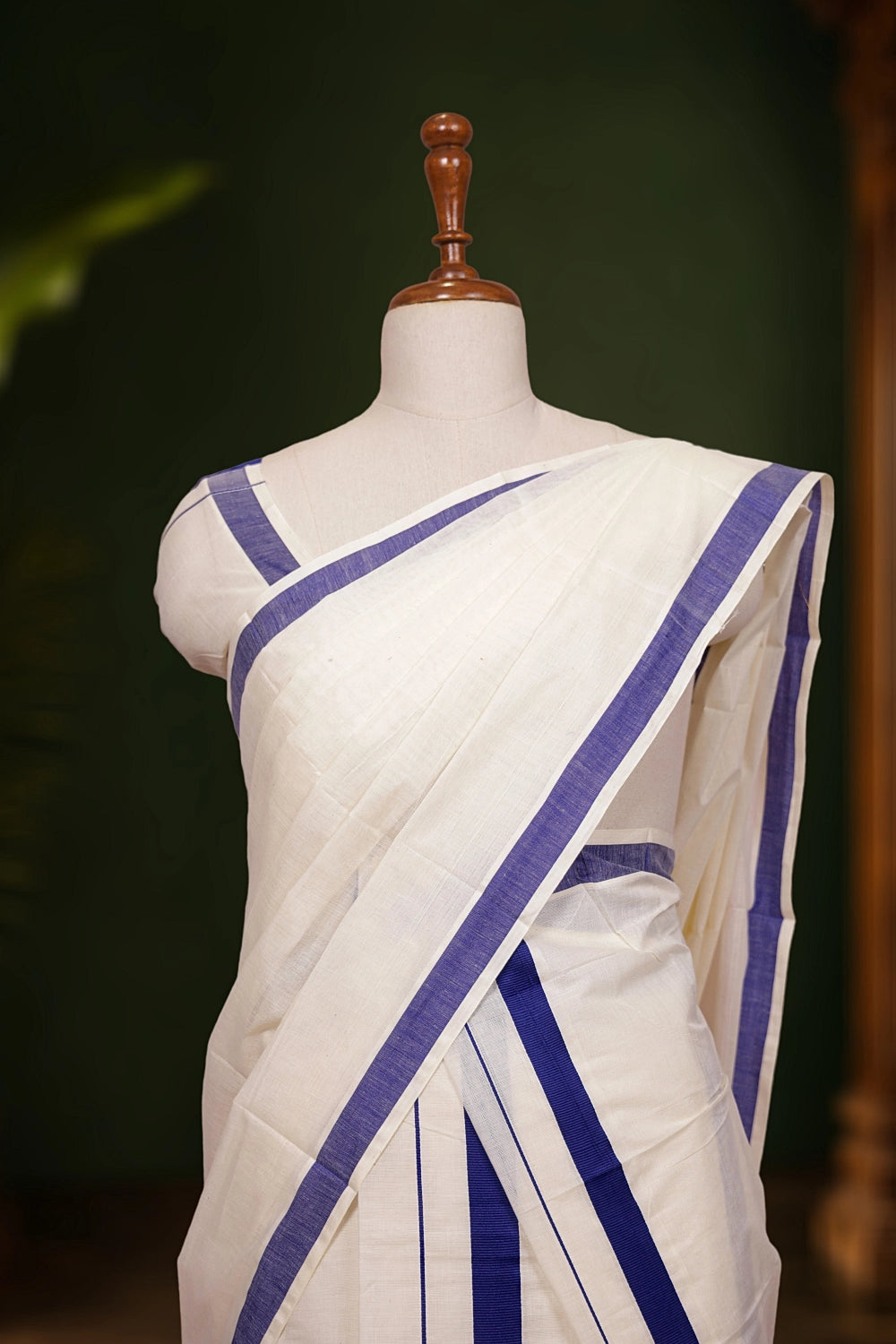 Off white Cotton Set Mundu - Seematti