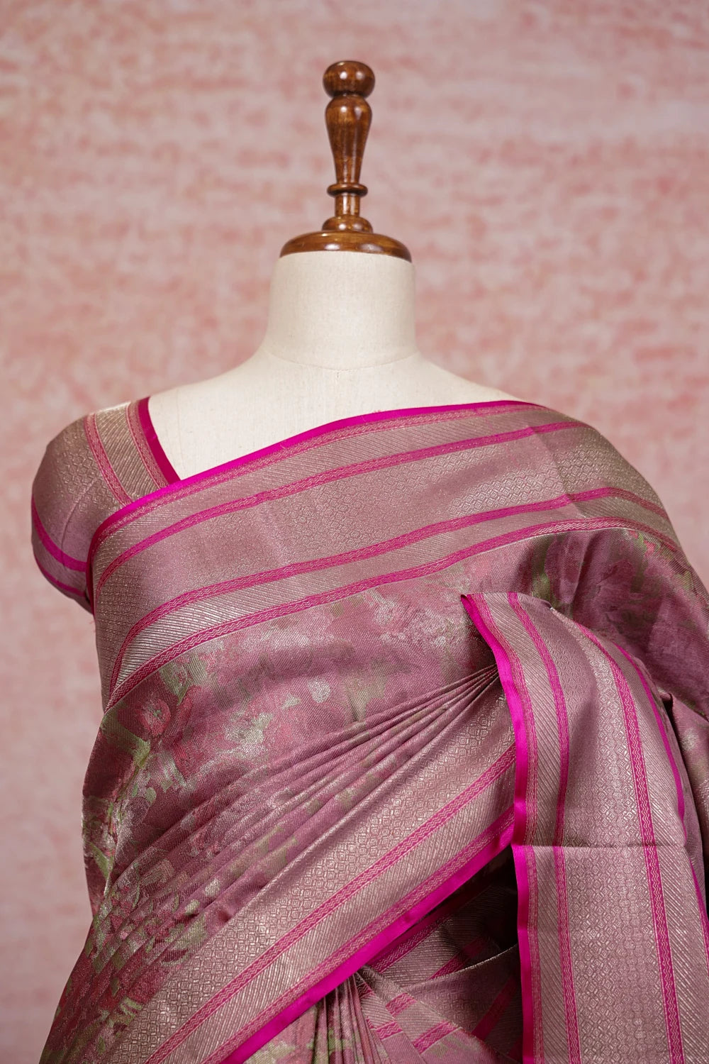 Old Rose Color Kancheepuram Silk Saree - Seematti