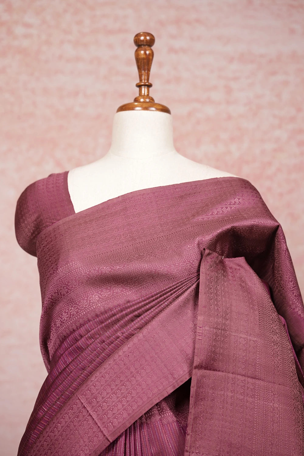 Onion Color Kancheepuram Silk Saree - Seematti