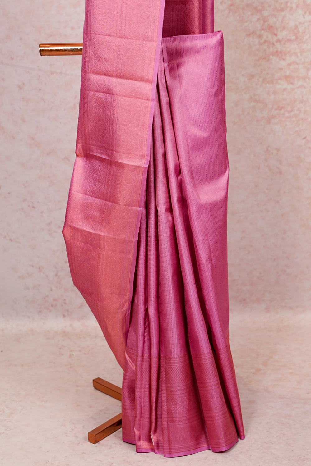 Onion Pink Kancheepuram Silk Saree - Seematti