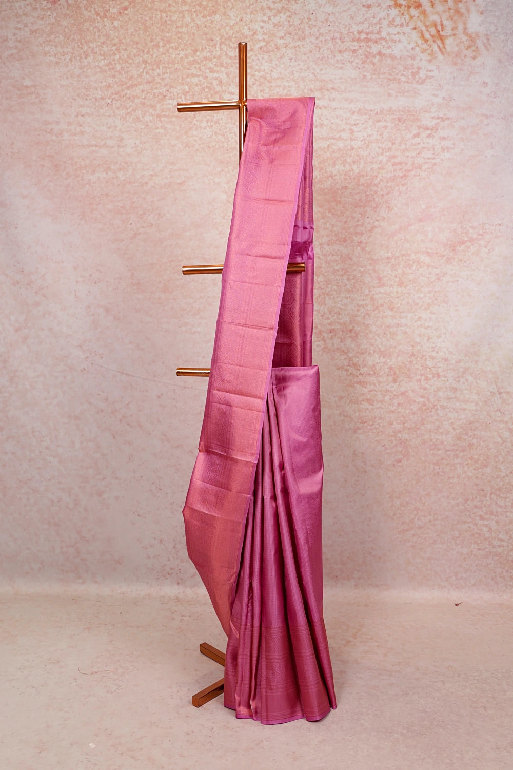 Onion Pink Kancheepuram Silk Saree - Seematti
