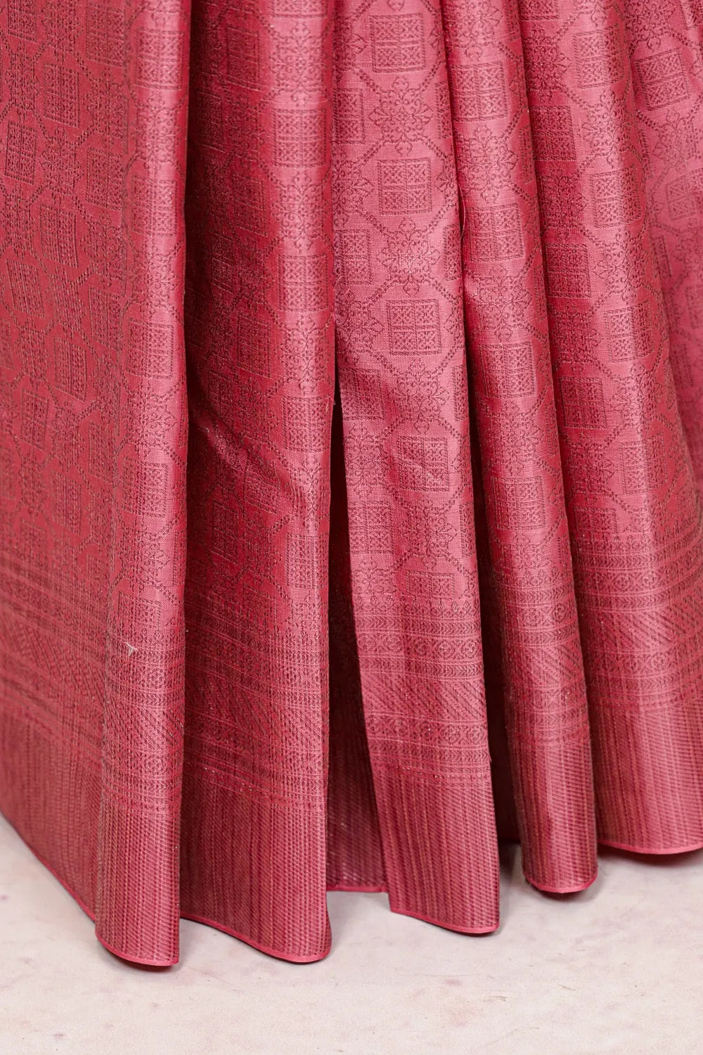 Onion Pink Kancheepuram Silk Saree - Seematti