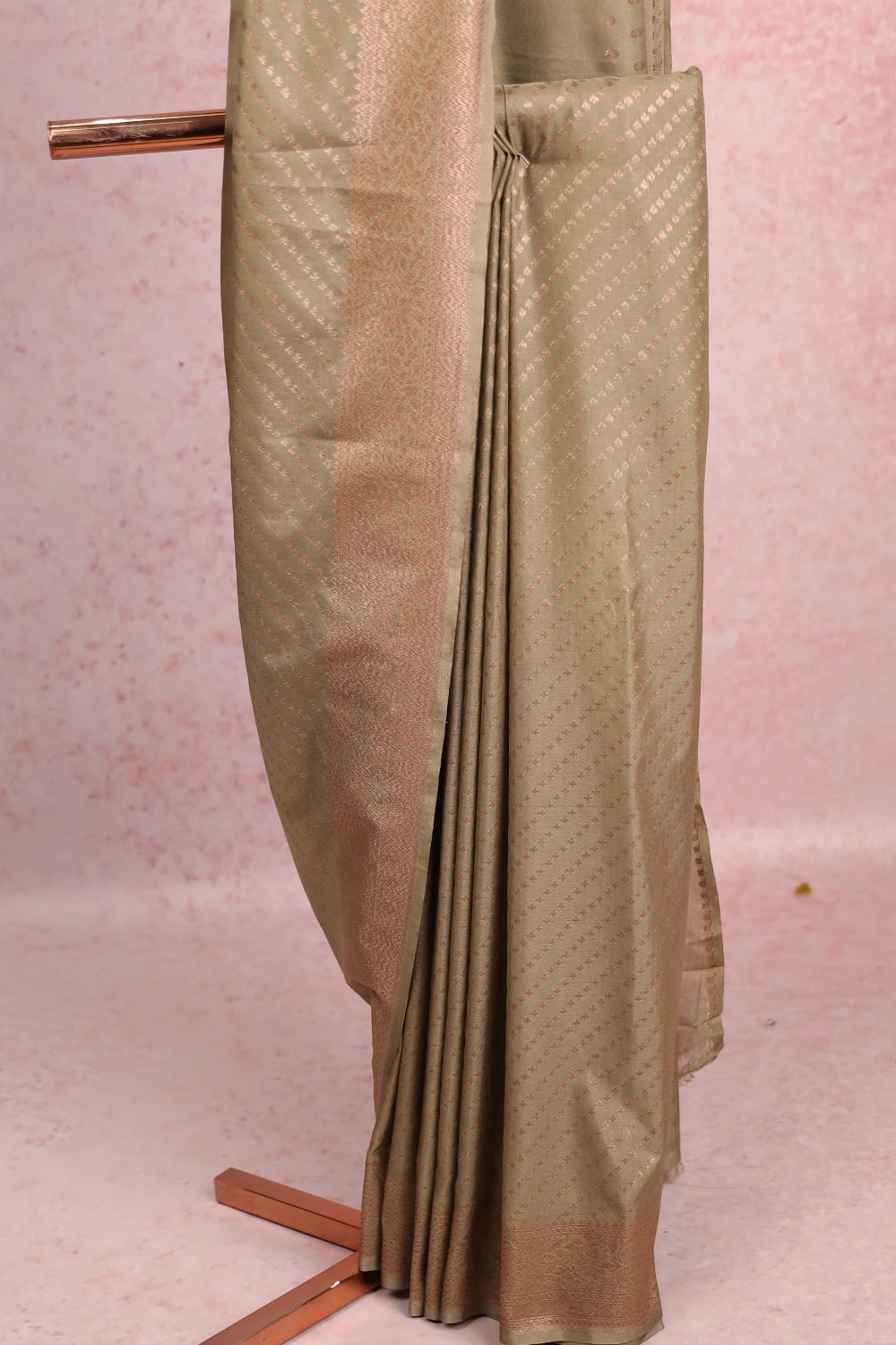 Pastel Pista Green Georgette Chiffon Saree
