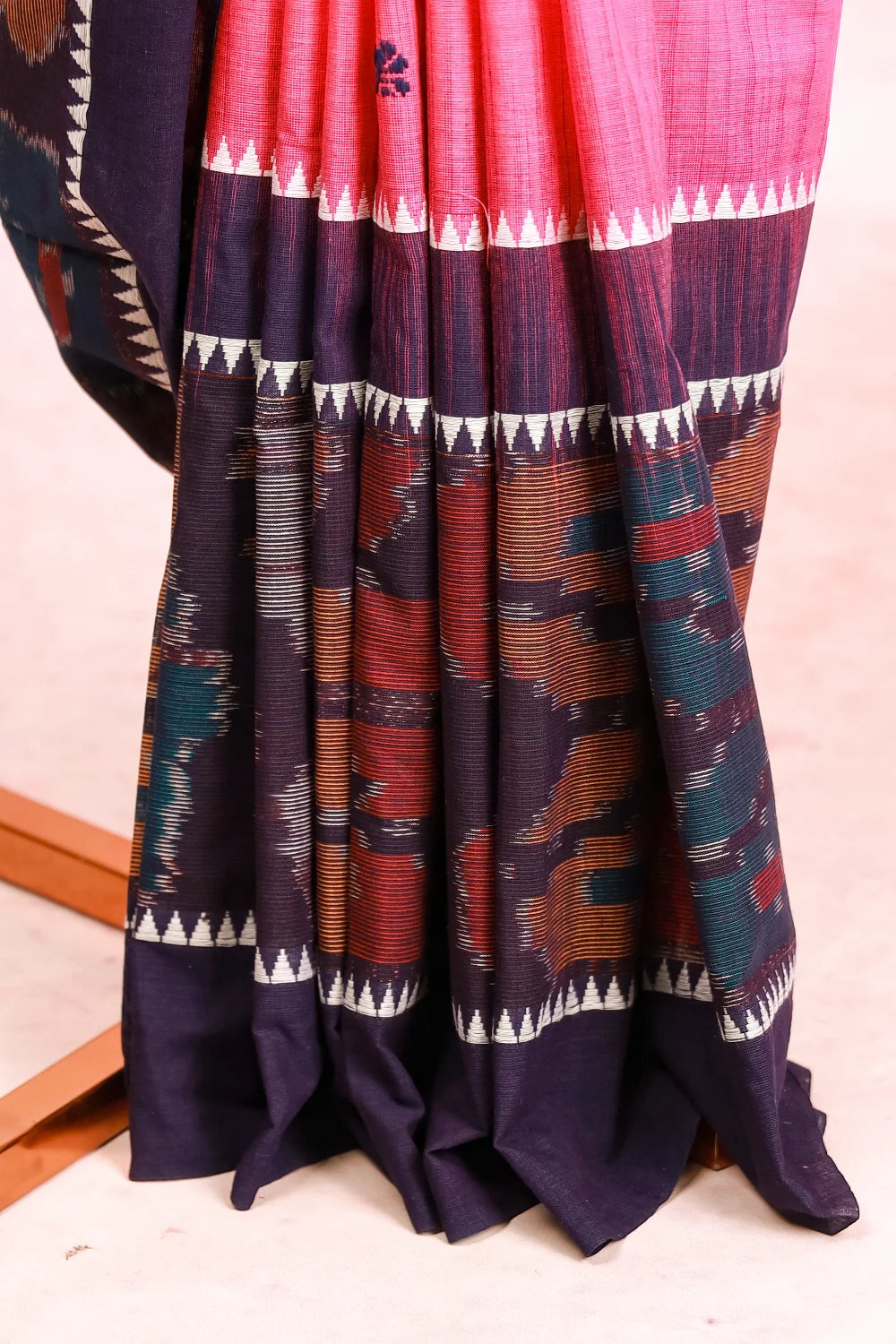 Pink And Purple Cotton Thread Design Saree With Without Border - Seematti