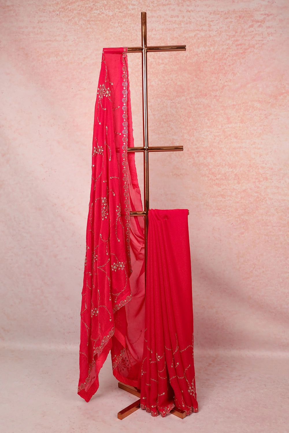 Red Semi Organza Saree Saree With Unstiched Blouse Piece - Seematti