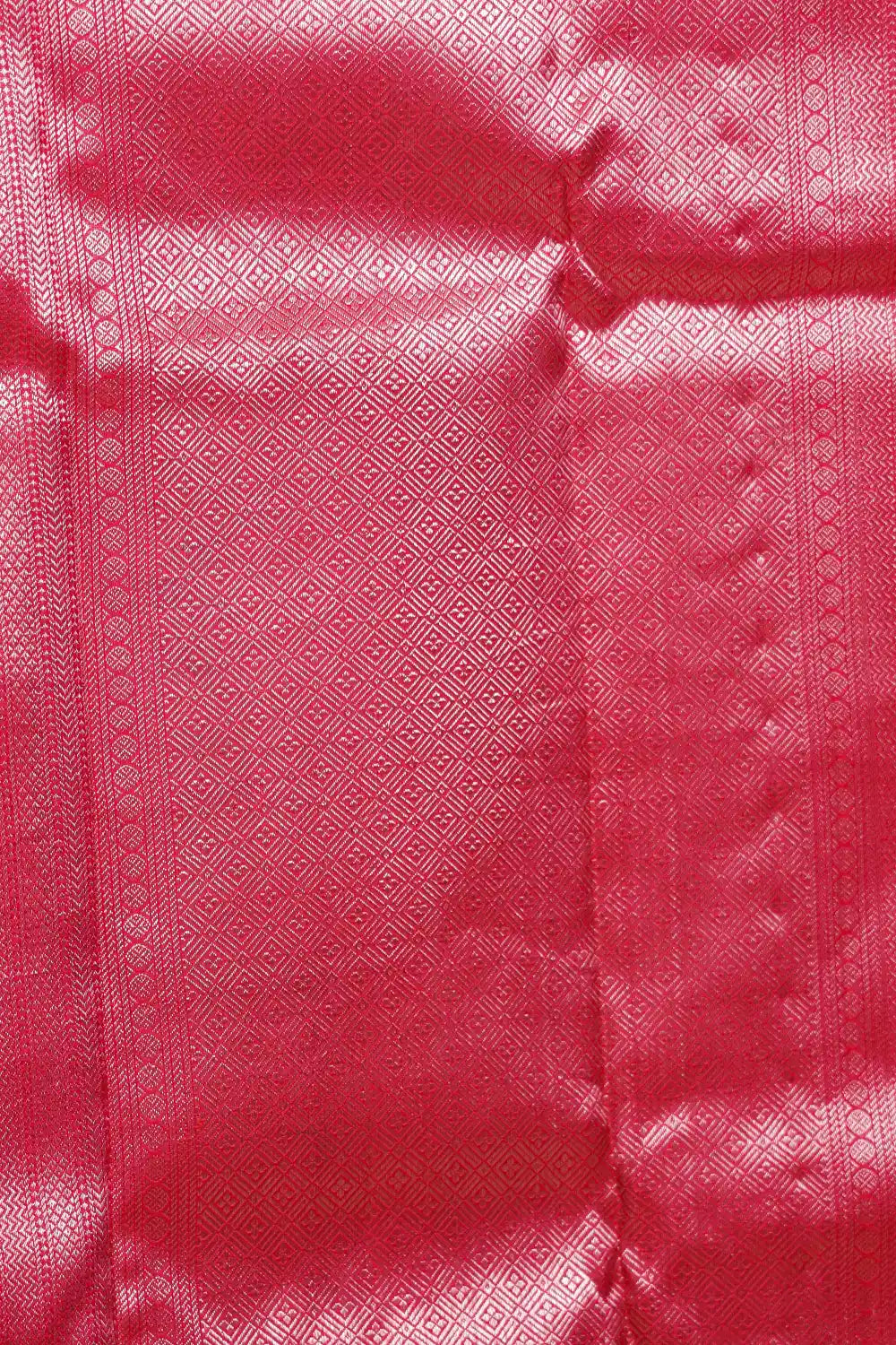 Reddish Pink Kancheepuram Silk Saree - Seematti