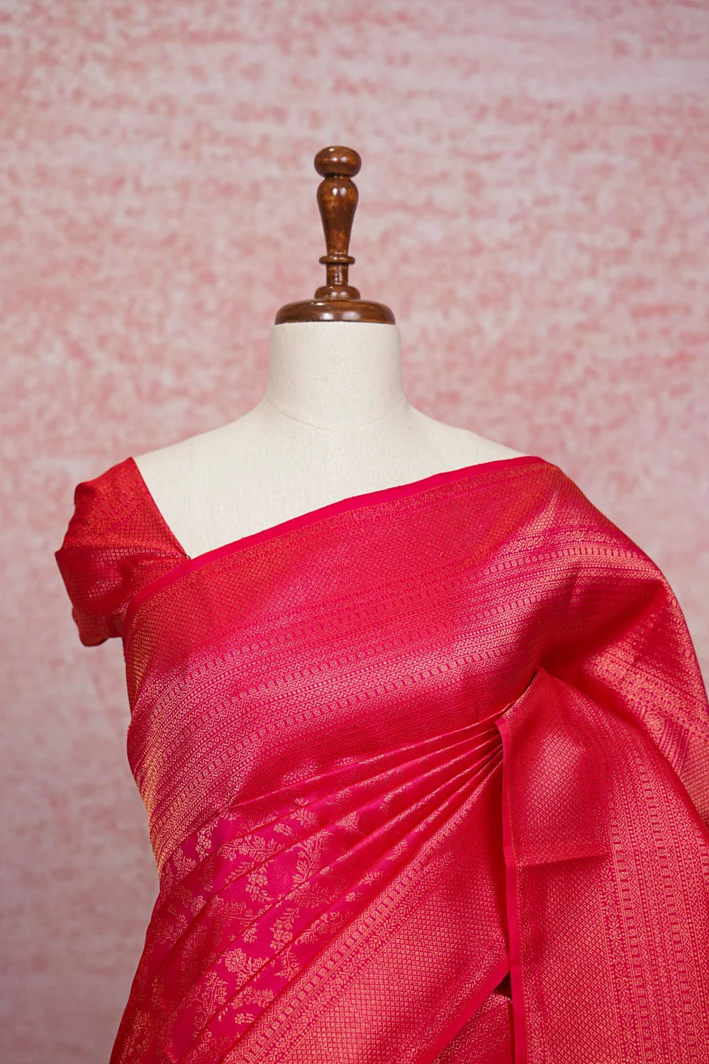 Reddish Pink Kancheepuram Silk Saree - Seematti