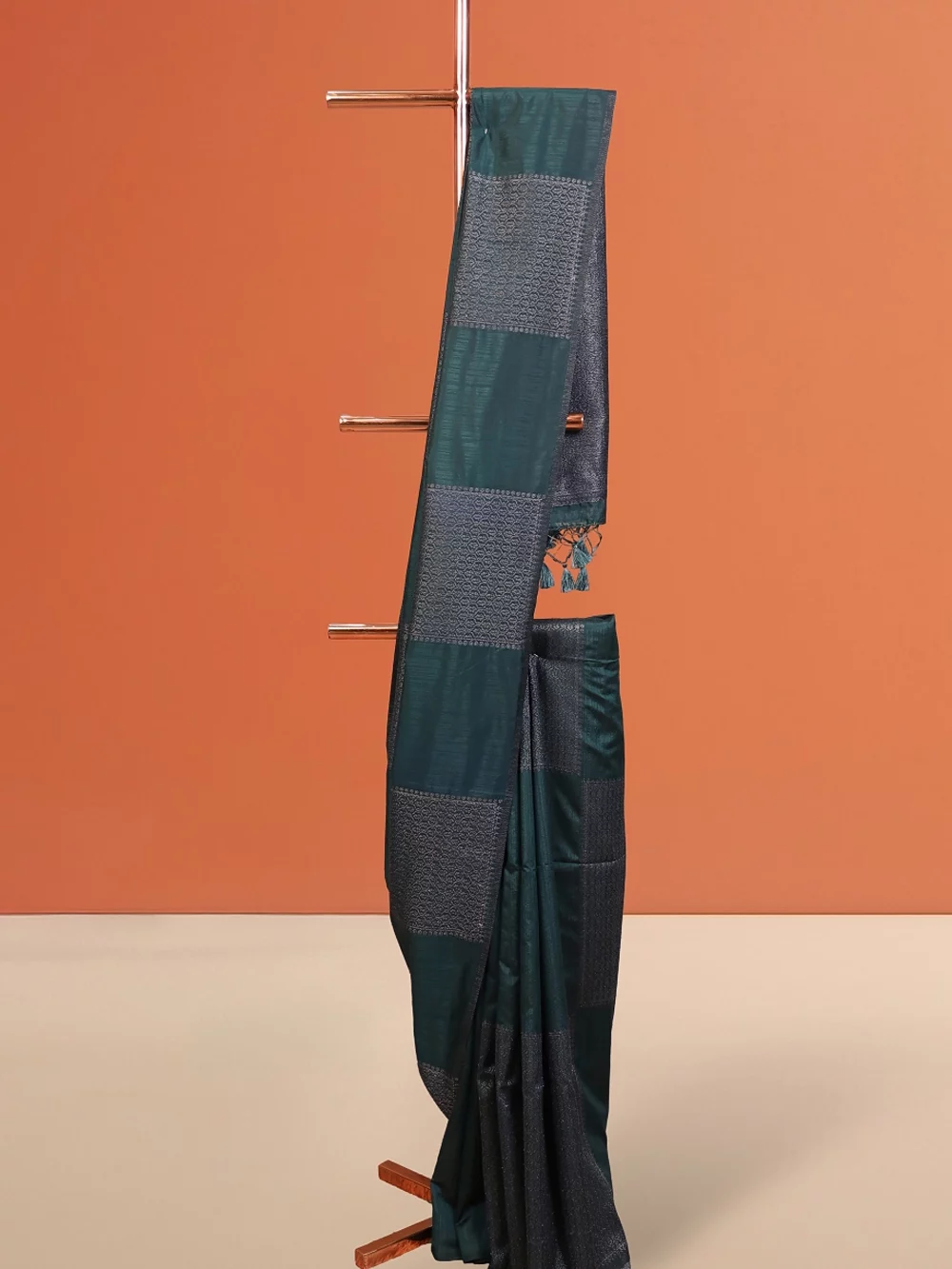 Bottle Green Semi Jute Saree