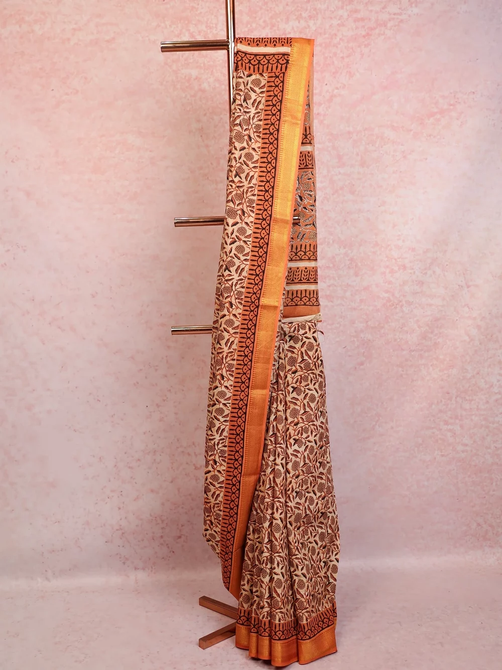 Off White Semi Chanderi Saree