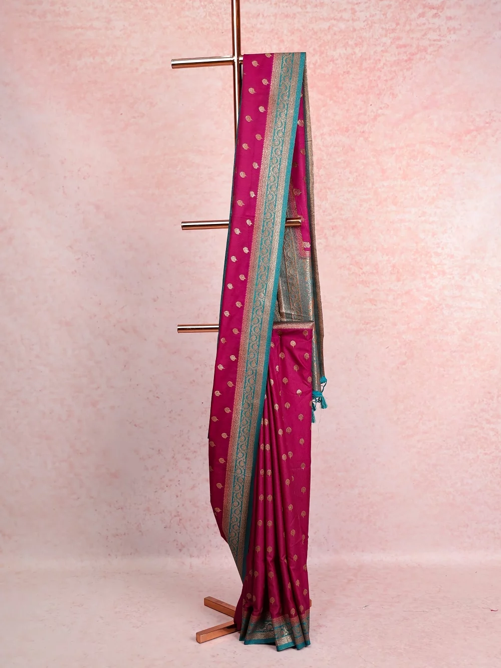 Vadamulla Semi Jute Saree