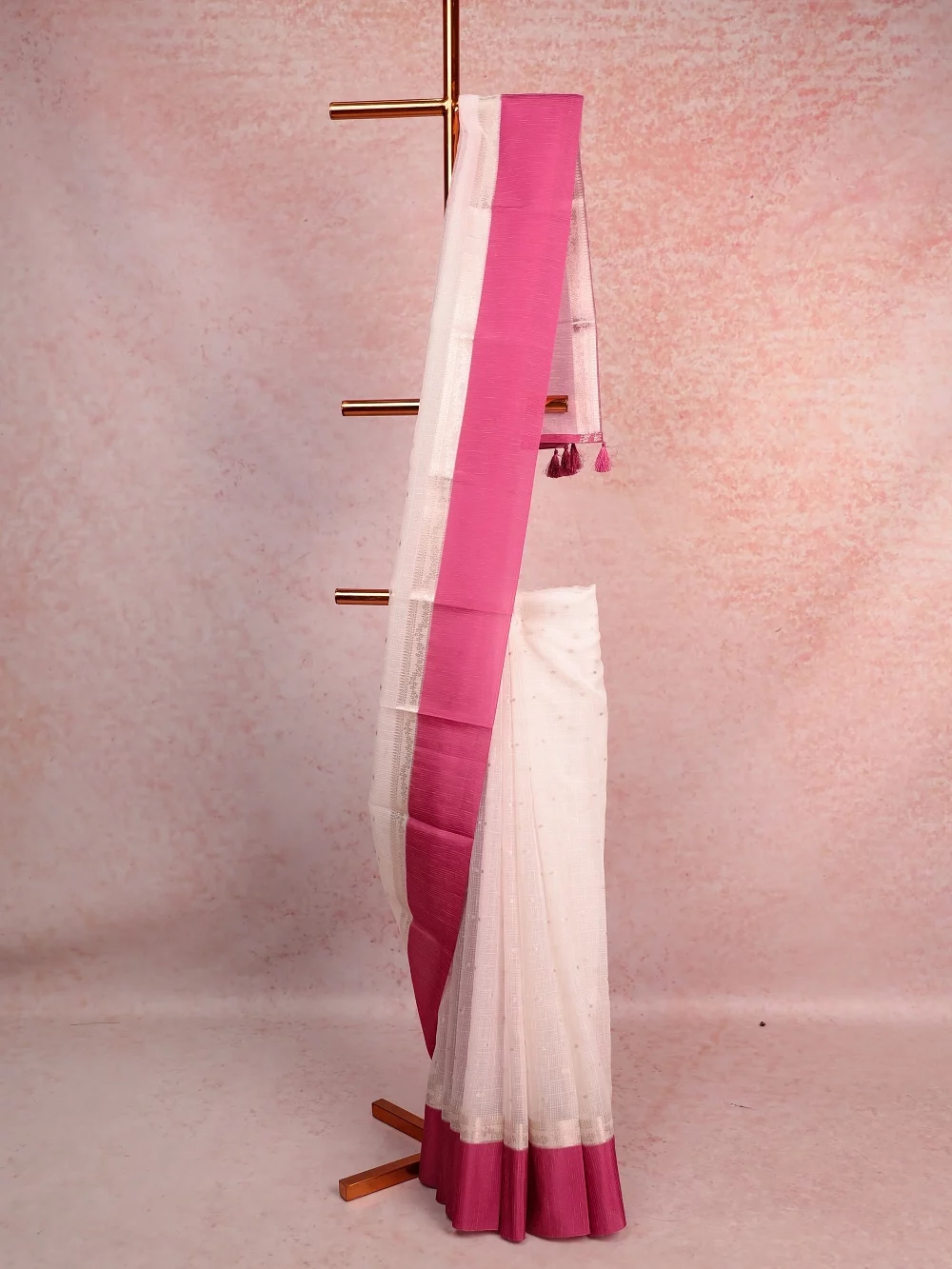 Off White Maheswari Silk Saree