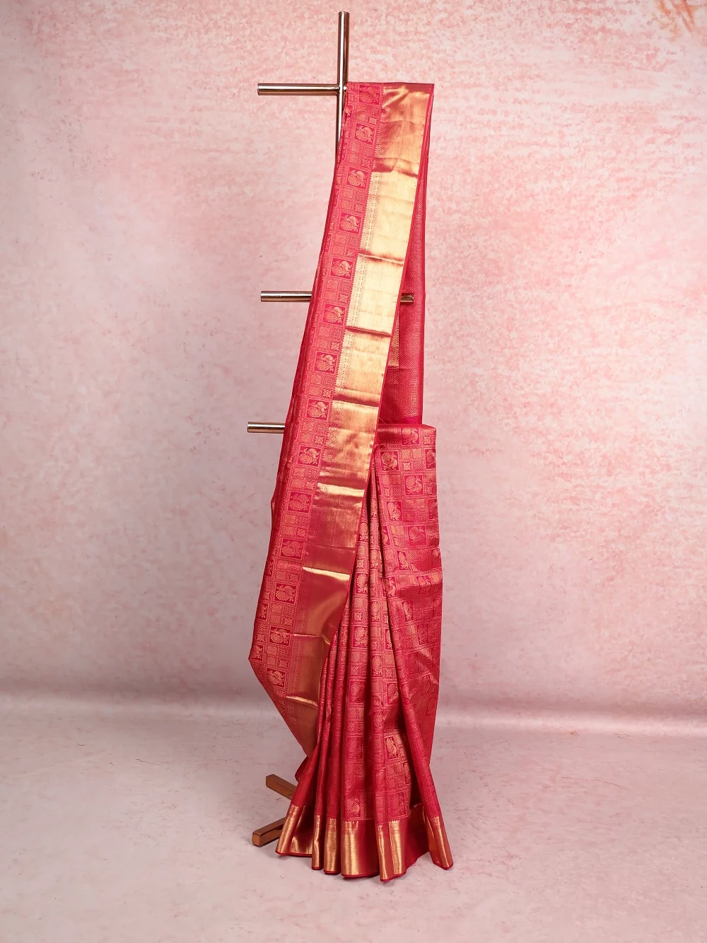 Reddish Pink Kancheepuram Silk Saree