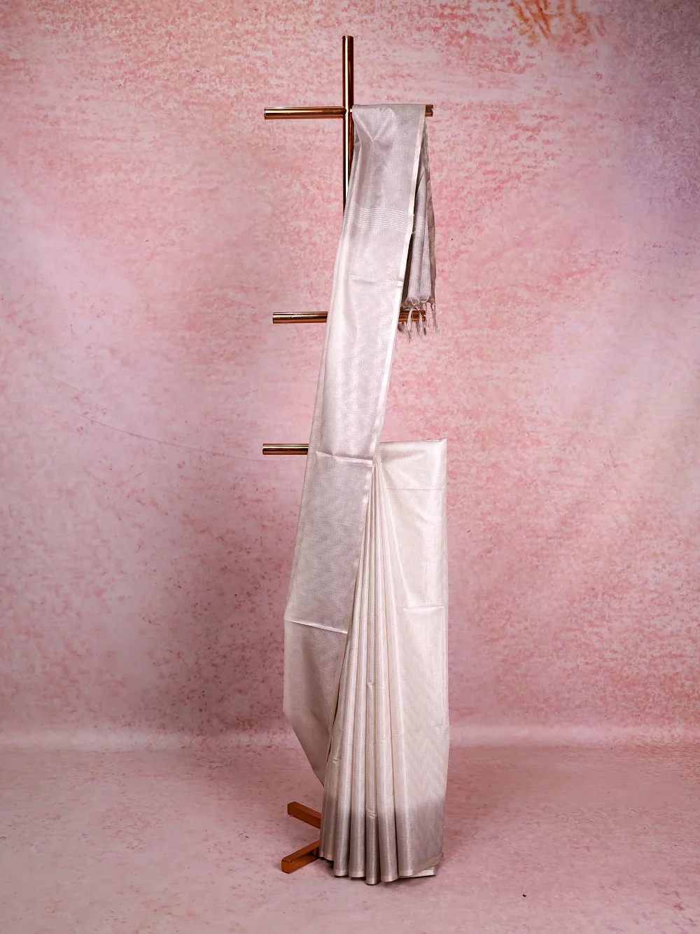 White Semi Tussar Saree