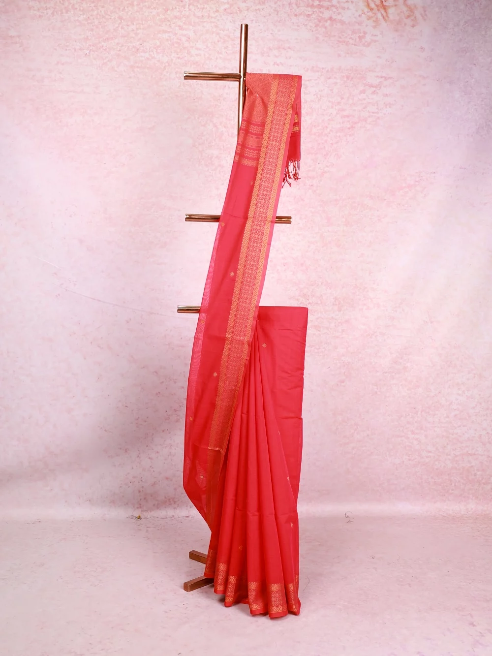 Reddish Pink Cotton Saree