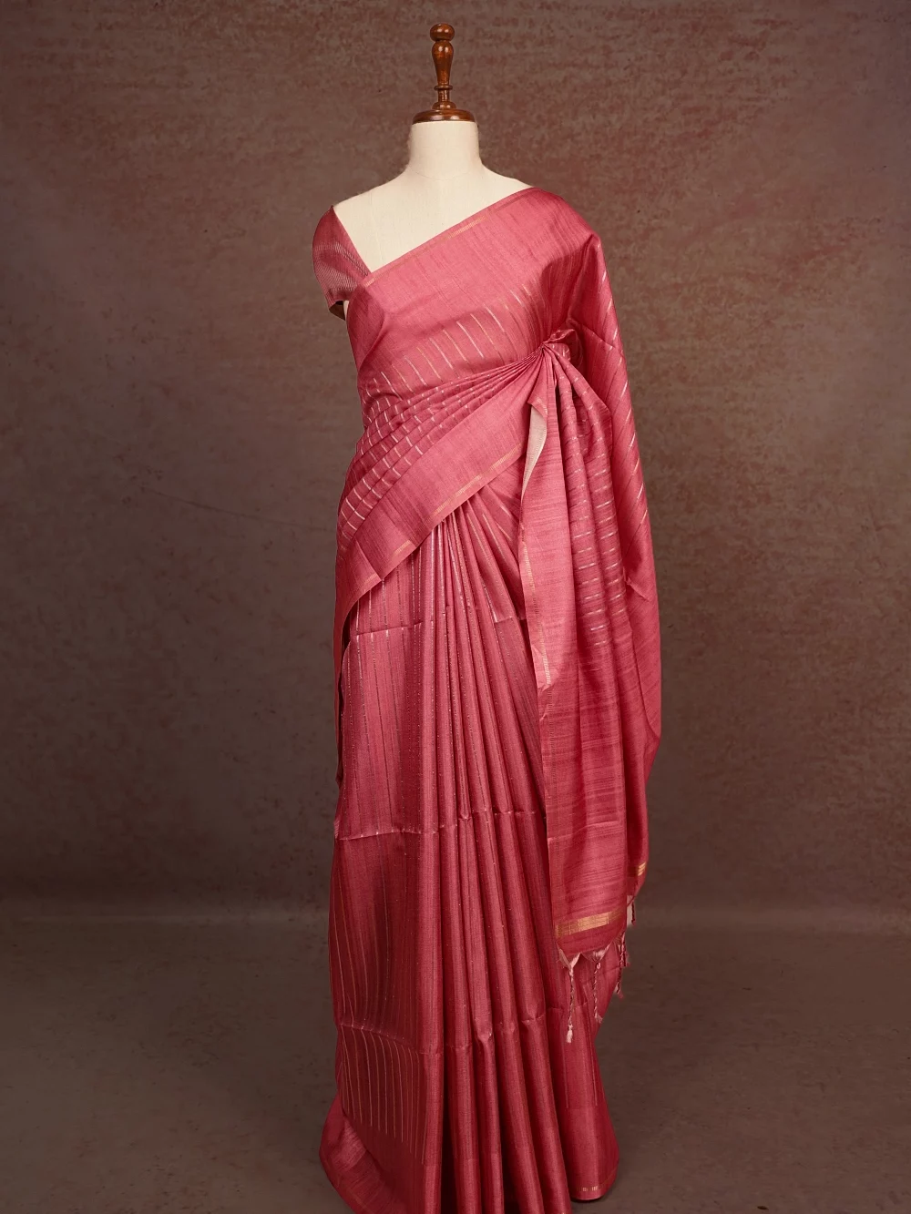 Onion Pink Semi Jute Saree