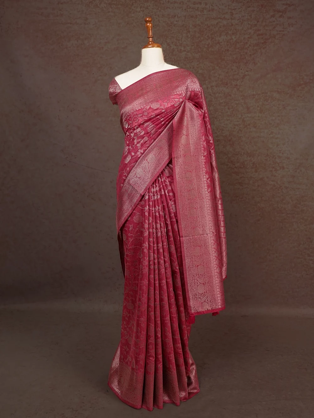 Onion Colour Semi Banarasi Saree