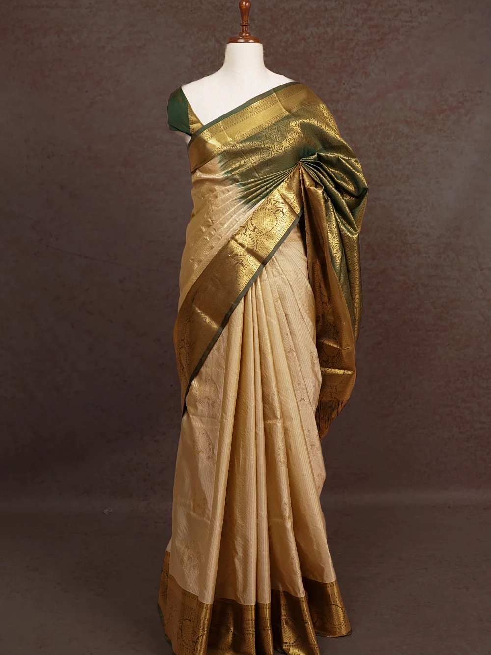Cream Semi Kanchi Soft Silk Saree