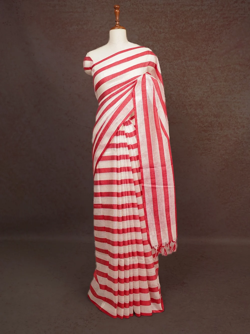White Semi Linen Saree