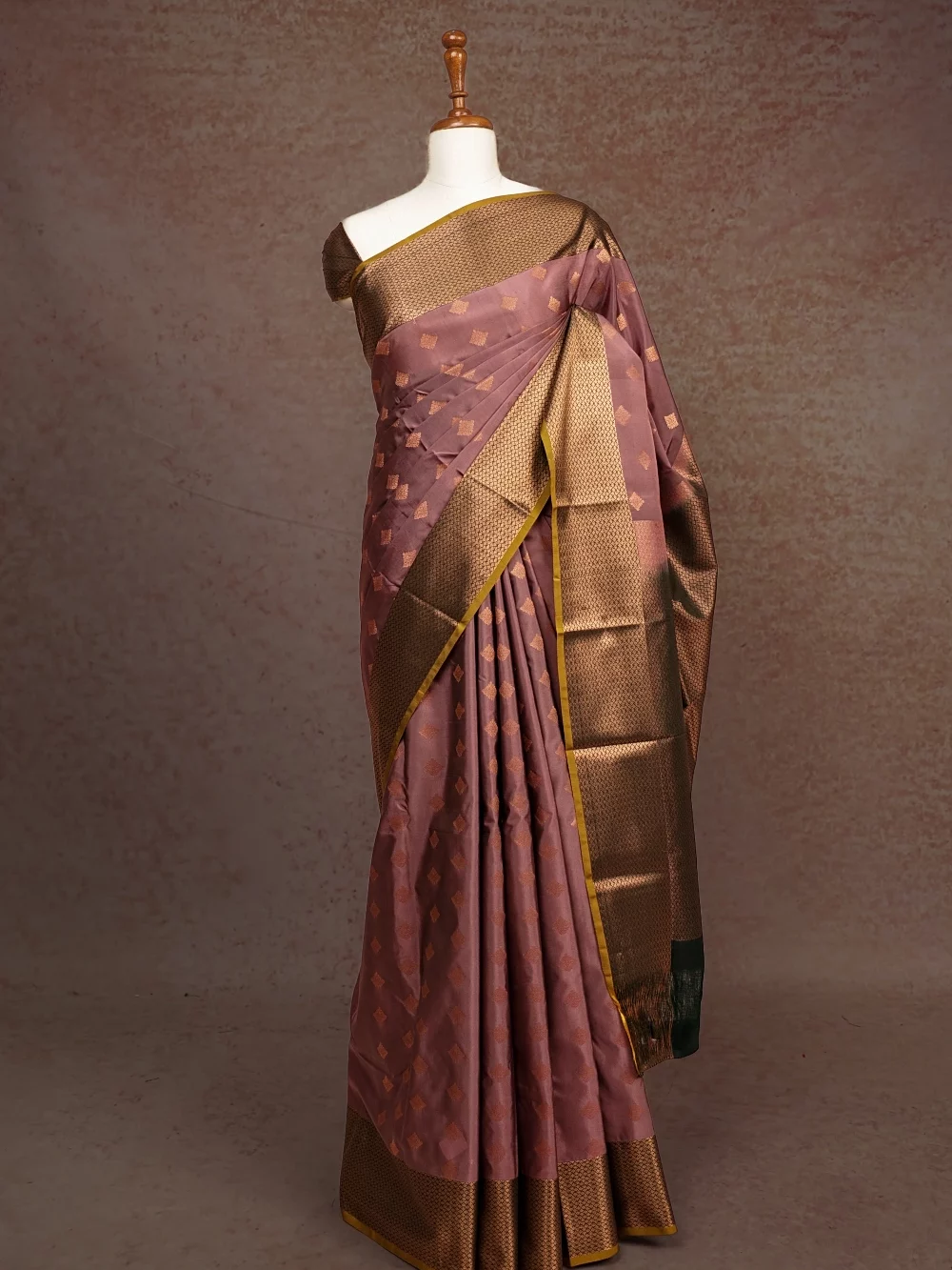 Onion Pink Semi Kancheepuram Saree