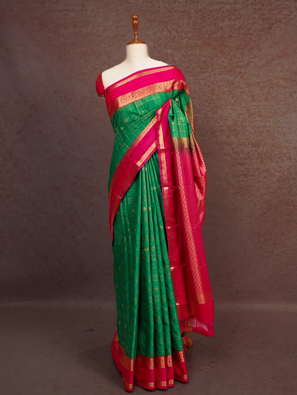 Parrot Green Semi Kanchi Soft Silk Saree