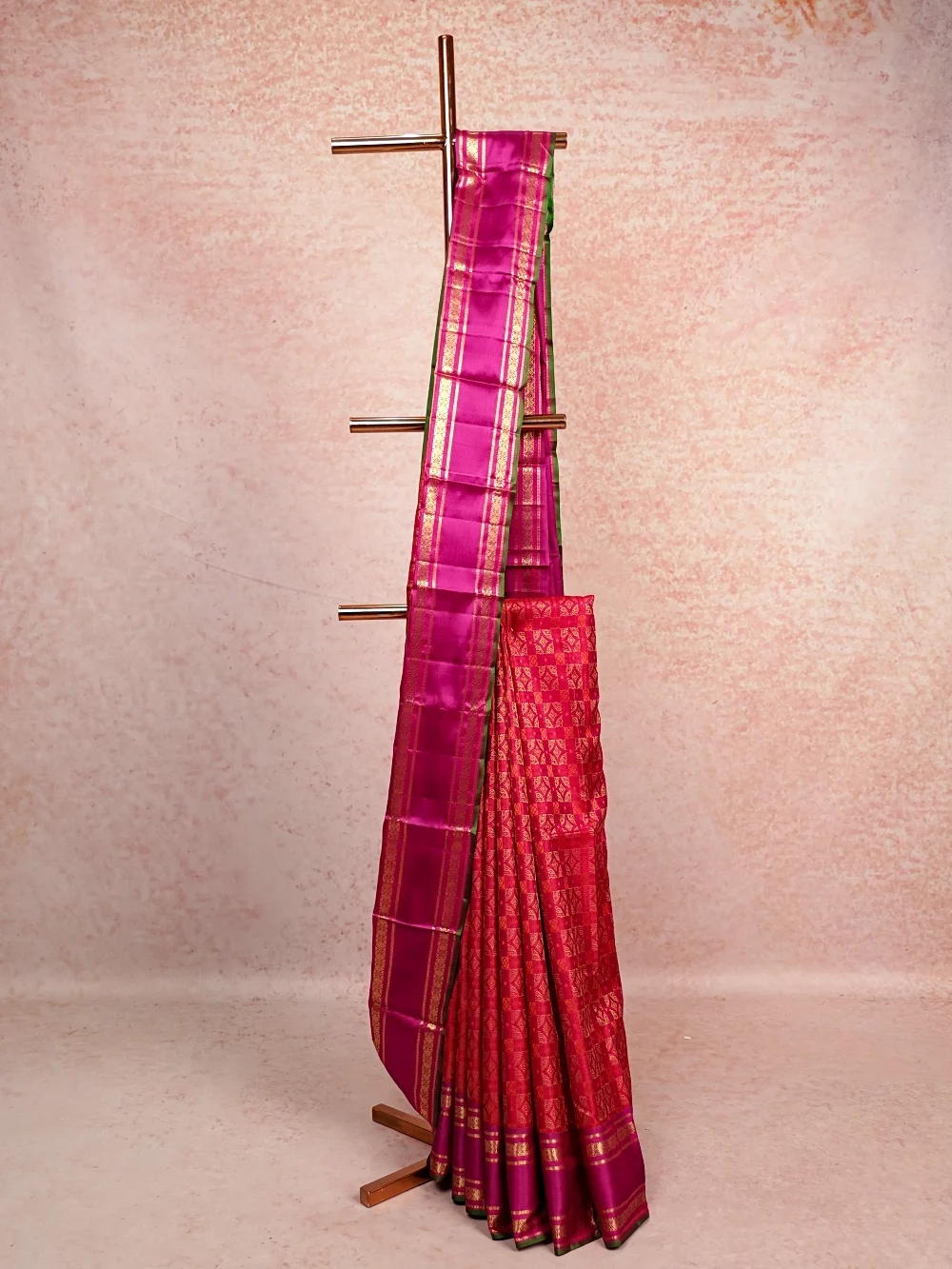 Reddish Pink Kancheepuram Silk Saree