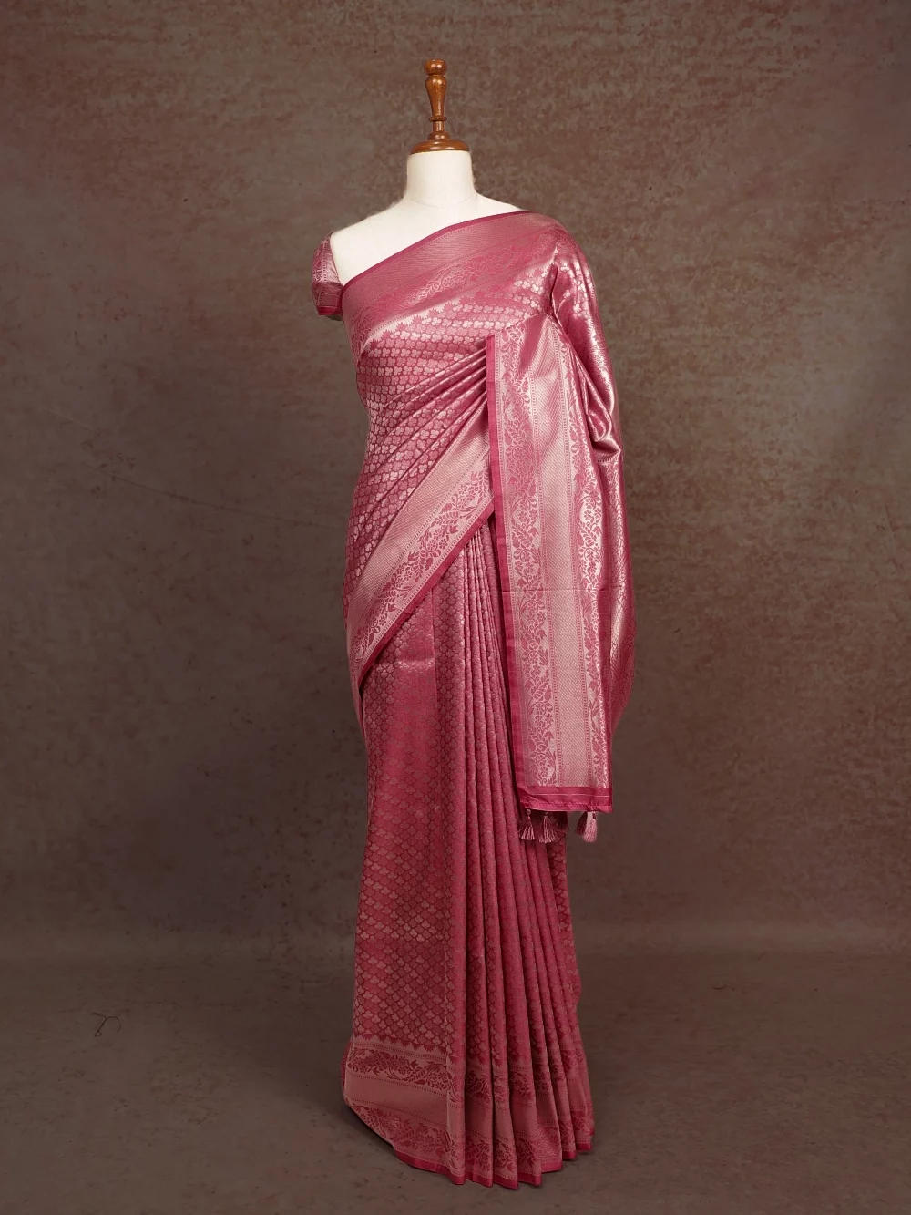 Onion Colour Semi Banarasi Saree