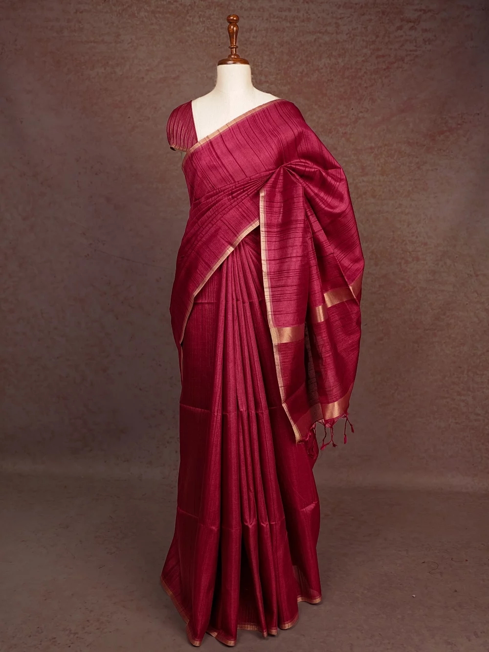 Dark Onion Colour Semi Jute Saree