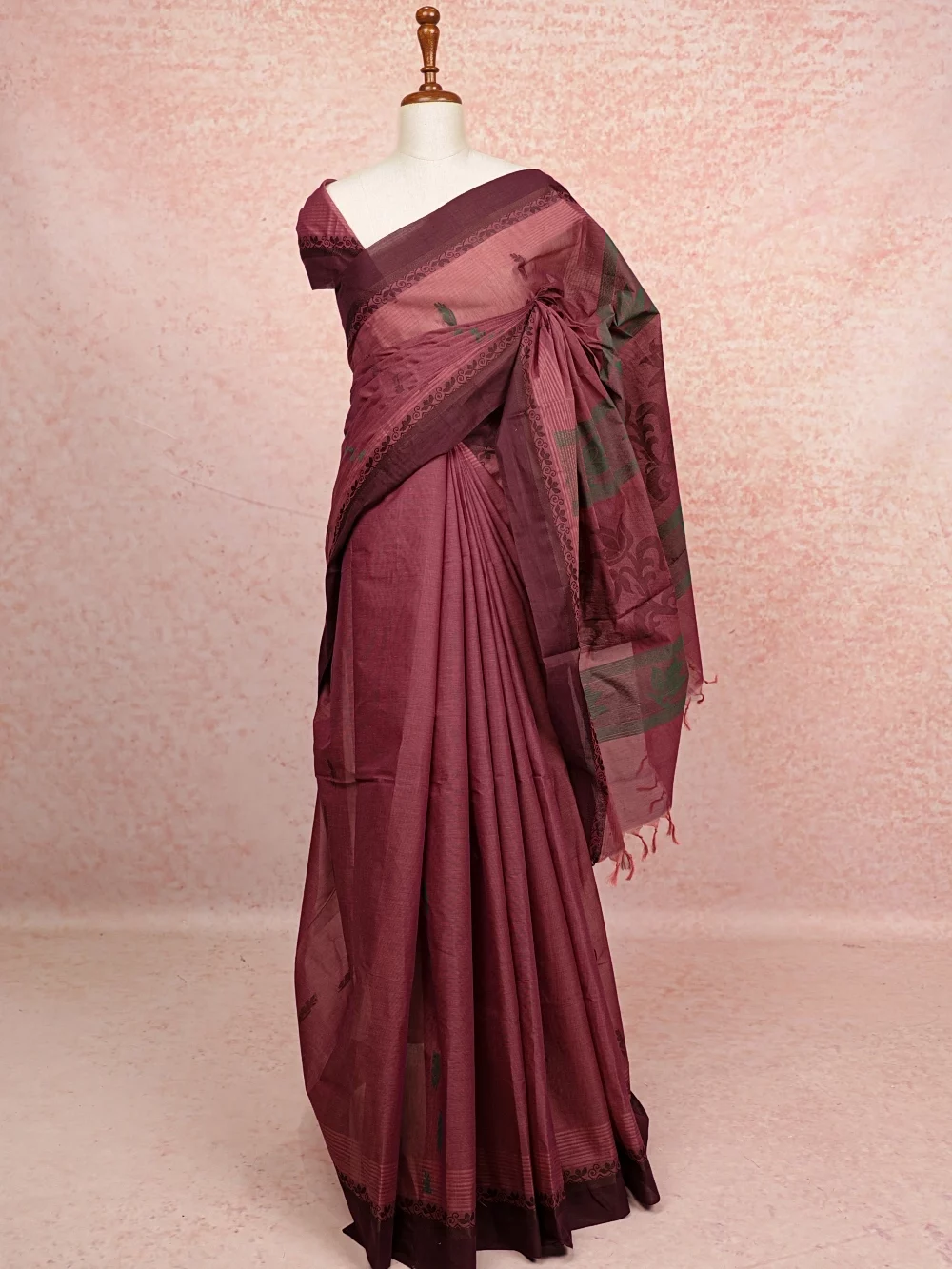 Dark Onion Colour Bengal Cotton Saree