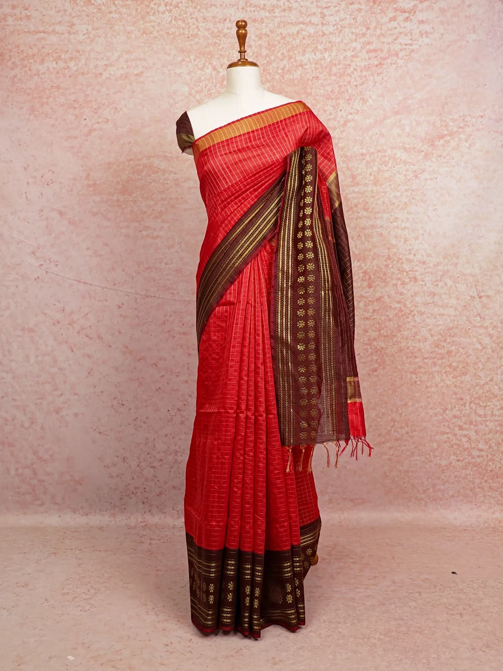 Chilly Red Semi Jute Saree