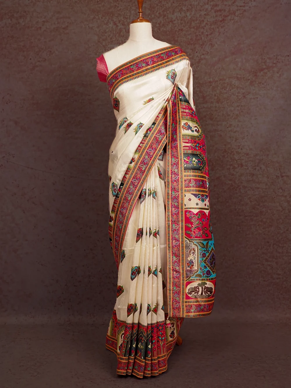 Cream Crepe Saree